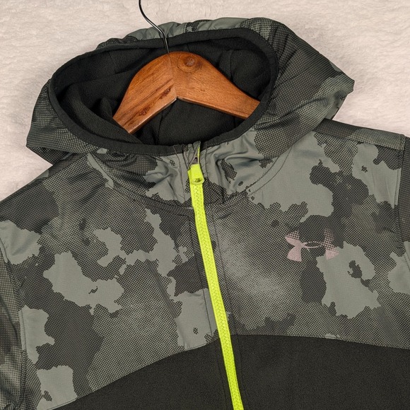 Under Armour Other - Under Armour Jacket Boys XL Green Camo ColdGear Hooded Full Zip Fleece Outerwear